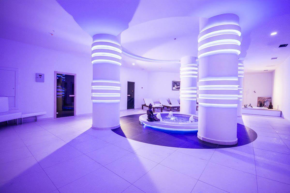 Laguna Beach Alya Resort & Spa 欧库卡拉 外观 照片